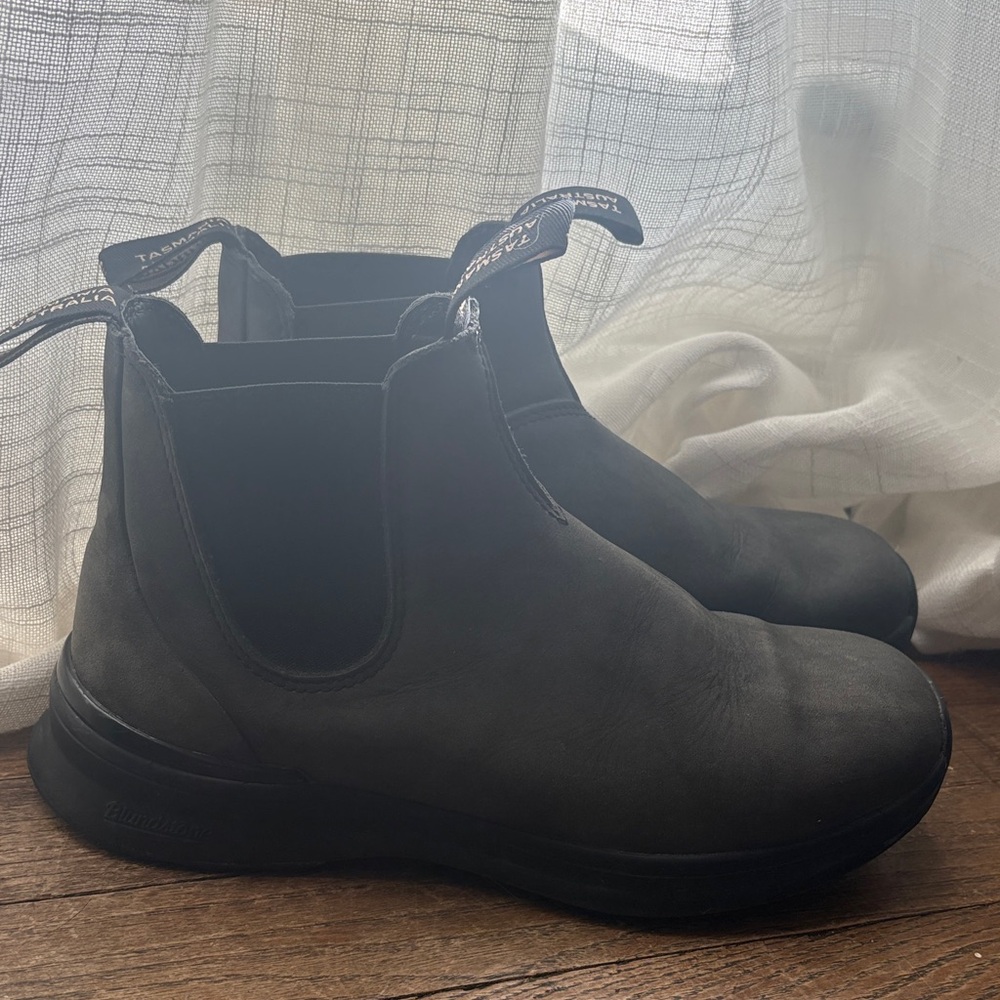 Blundstone All Terrain Women’s Boots #2055 Rustic Black